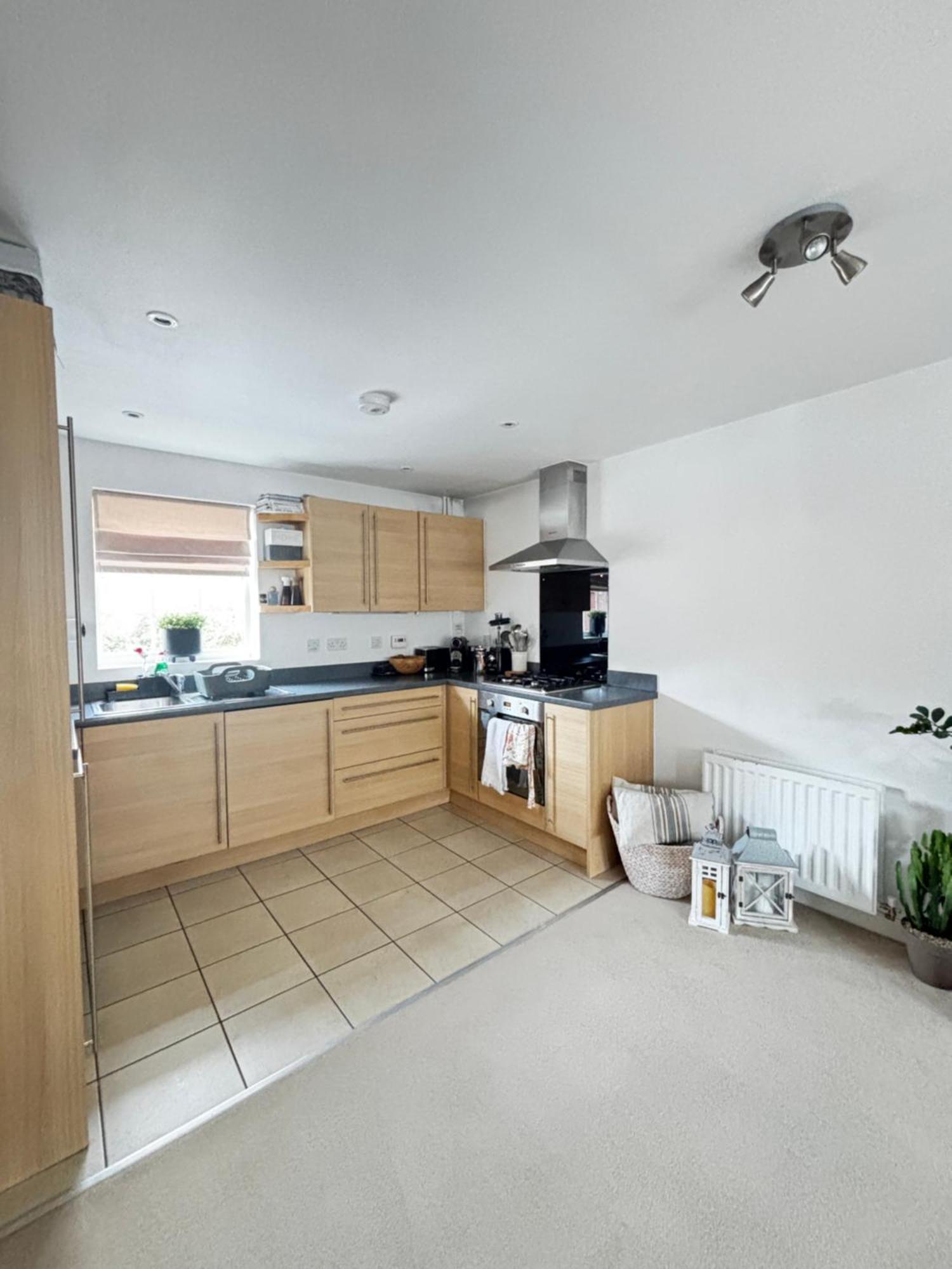 Delux Room With Private Parking, Sleeps 2, Perfect For Cotswold Getaway, Easy A419 Access Blunsdon Екстер'єр фото